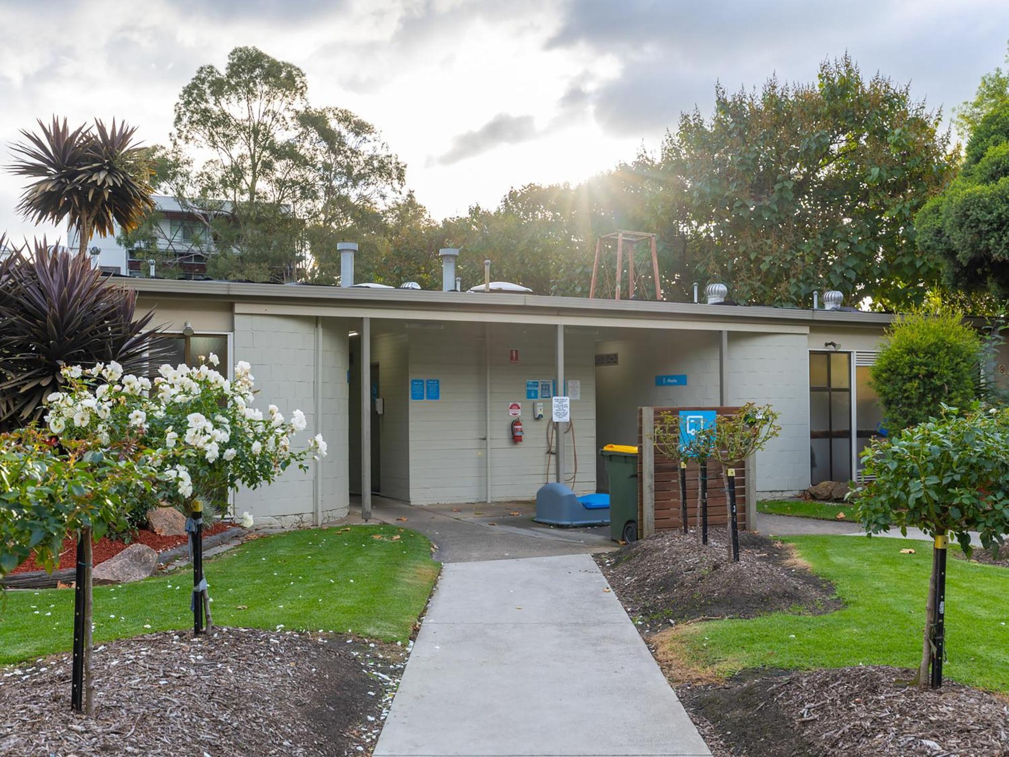 Nrma Bairnsdale Riverside Holiday Park Екстериор снимка