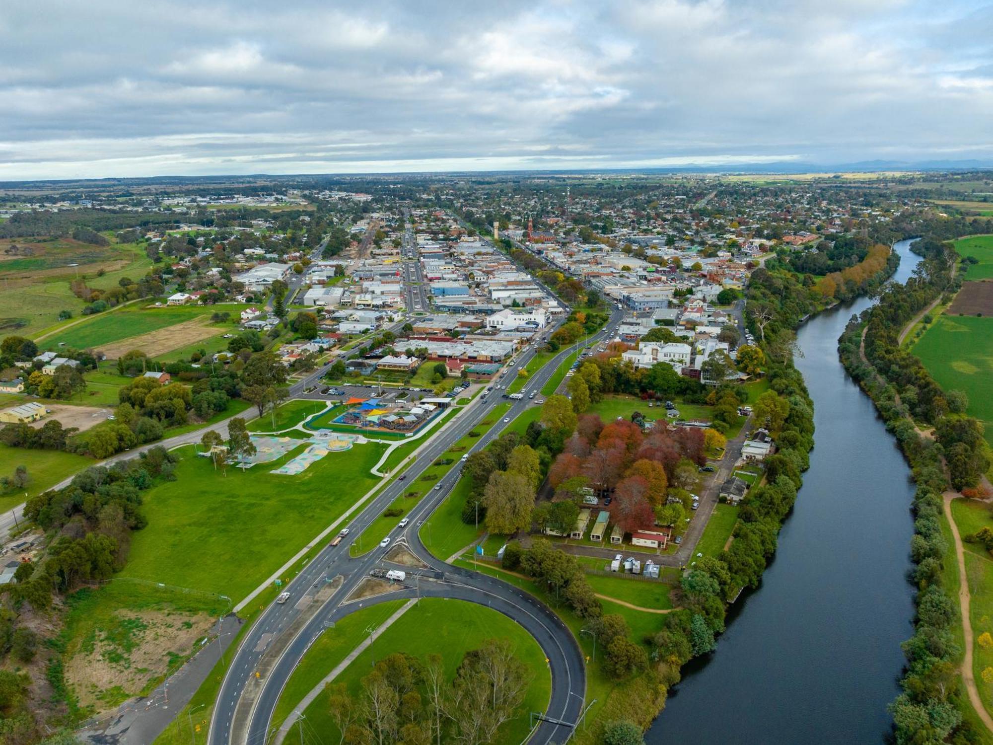 Nrma Bairnsdale Riverside Holiday Park Екстериор снимка